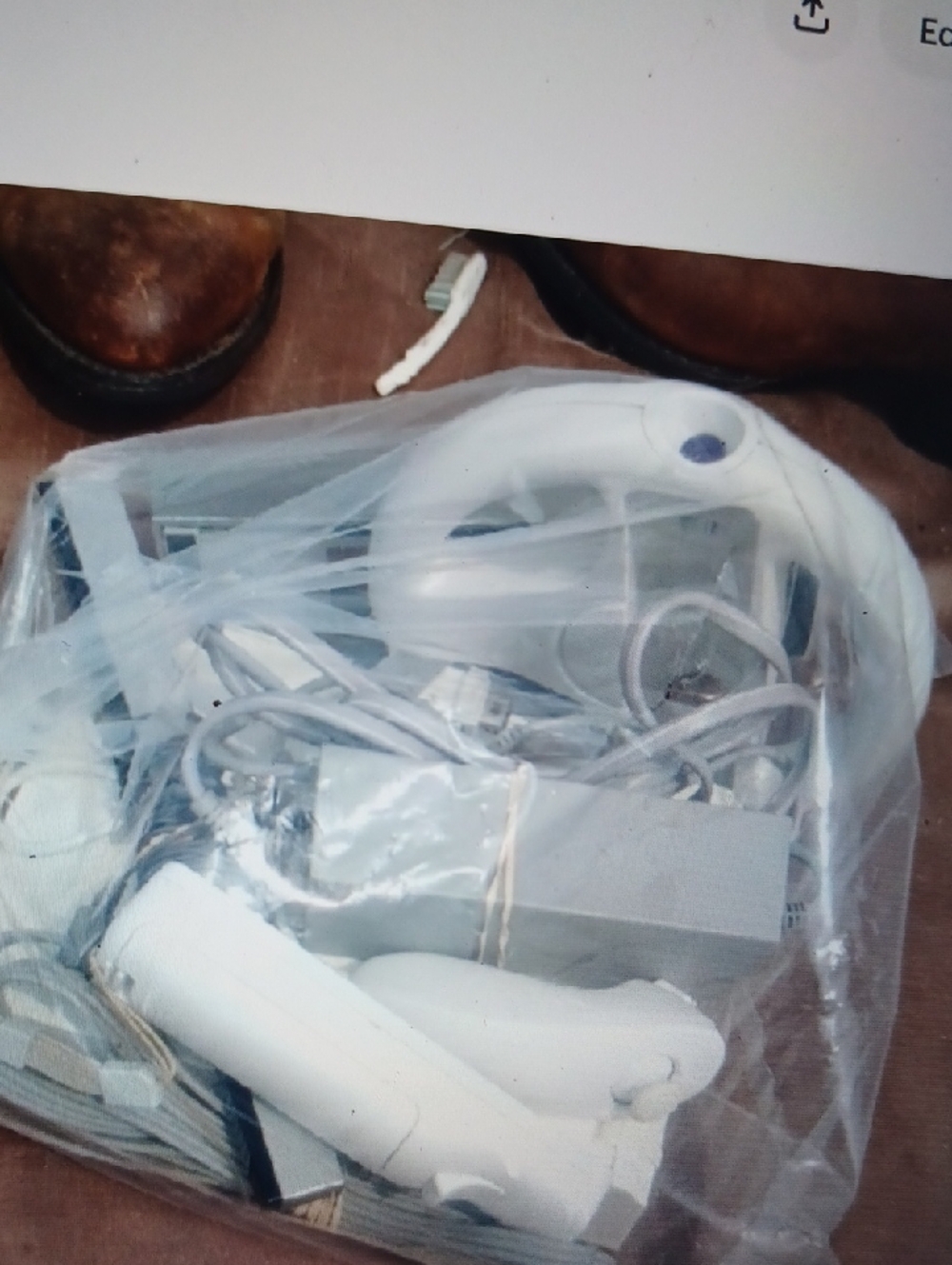 Wii White Electronic Accessories Bundle